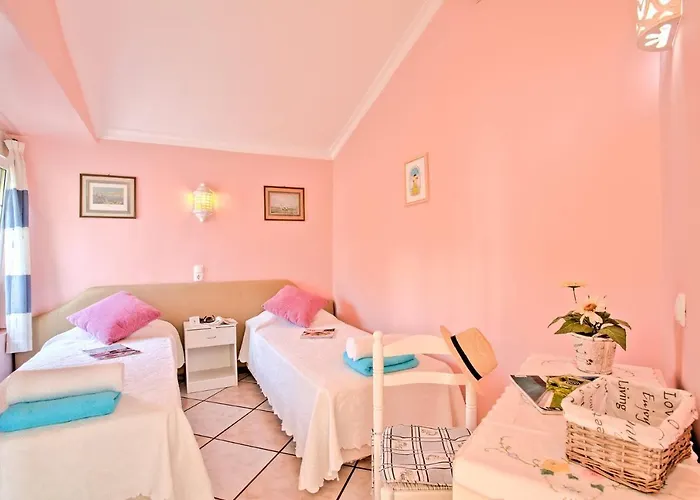 Rocchi By فيلة *